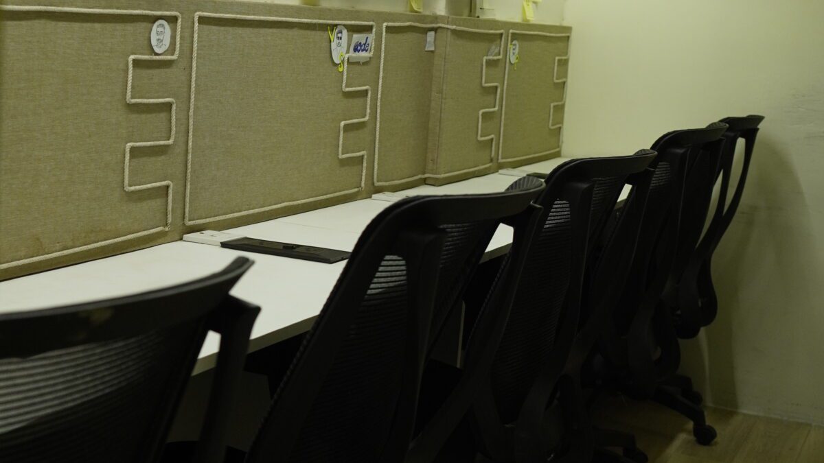 Coworking Desk Setup at Estancia ProWorking, Indore Vijay Nagar